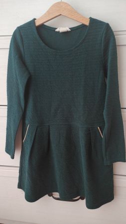 Dunkelgrünes Kleid, Grösse 122/128 H&M