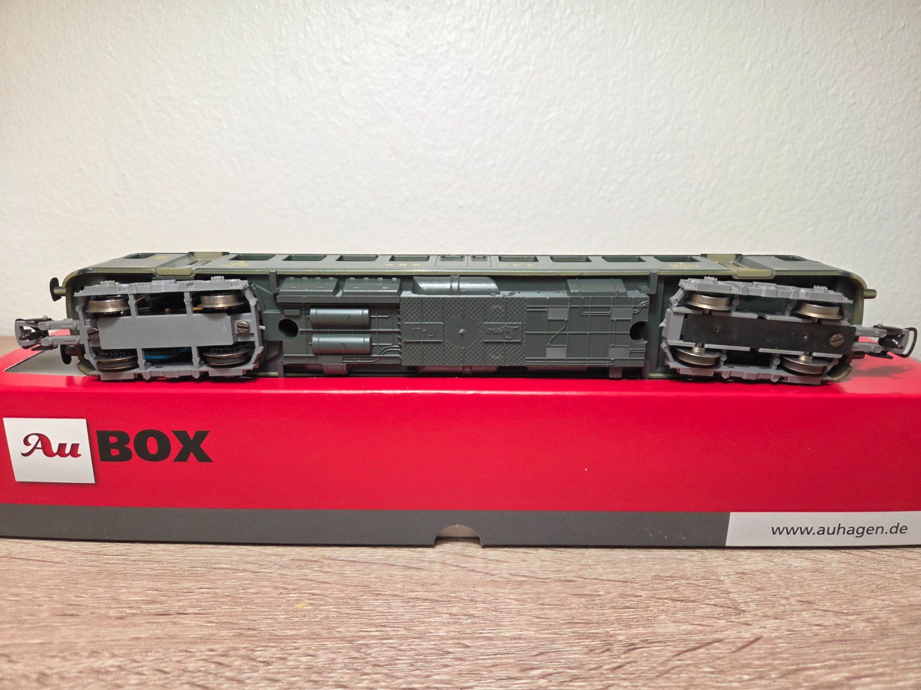 Lima Modellini di ferrovie: Lima E-Lok Triebwagen 1435 RBe 4/4 SBB H0 – Usato da St-Aubin-Sauges venduto da Lo_Go 5