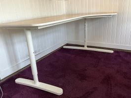 Sehr schöner Ikea Schreibtisch