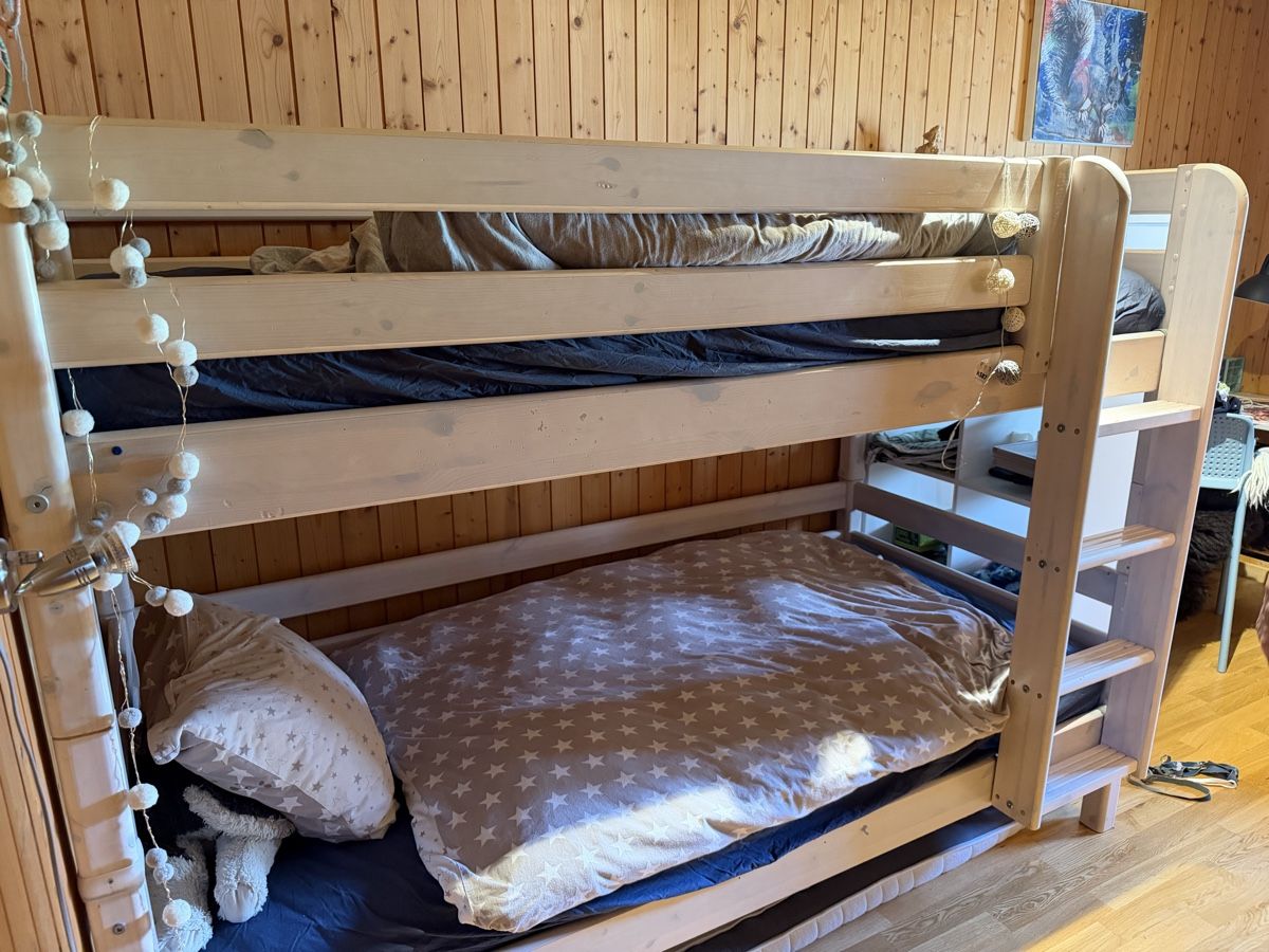 Betten: Flexa Hochbett zu verkaufen – Gebraucht aus Birmensdorf ZH von Daellenbach1977 2