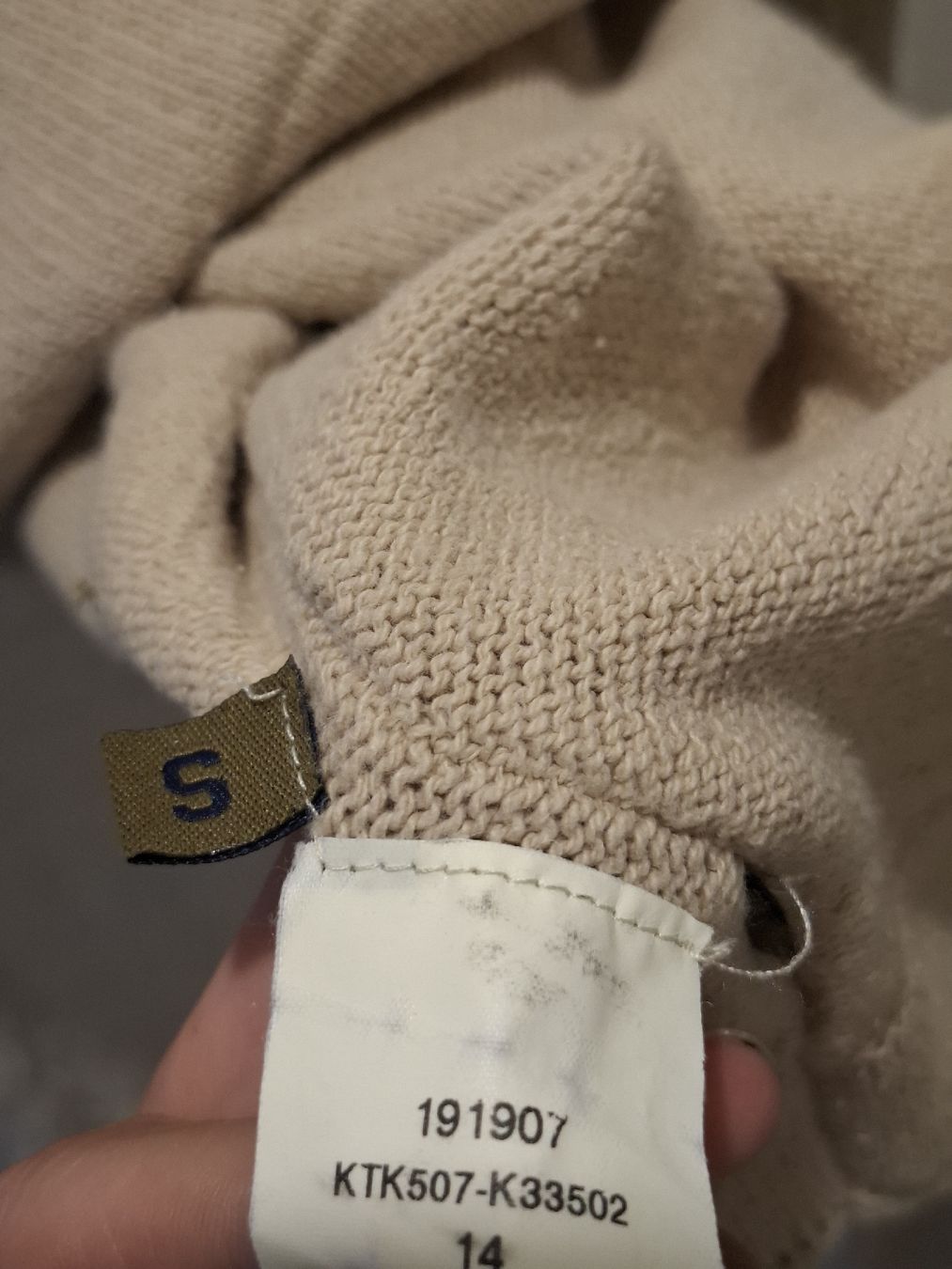 Kenzo Pullover & Sweatshirts: KENzo Pull Col V Vintage - Beige - Taille S – Gebraucht aus Le Locle von QualiteExpress 2
