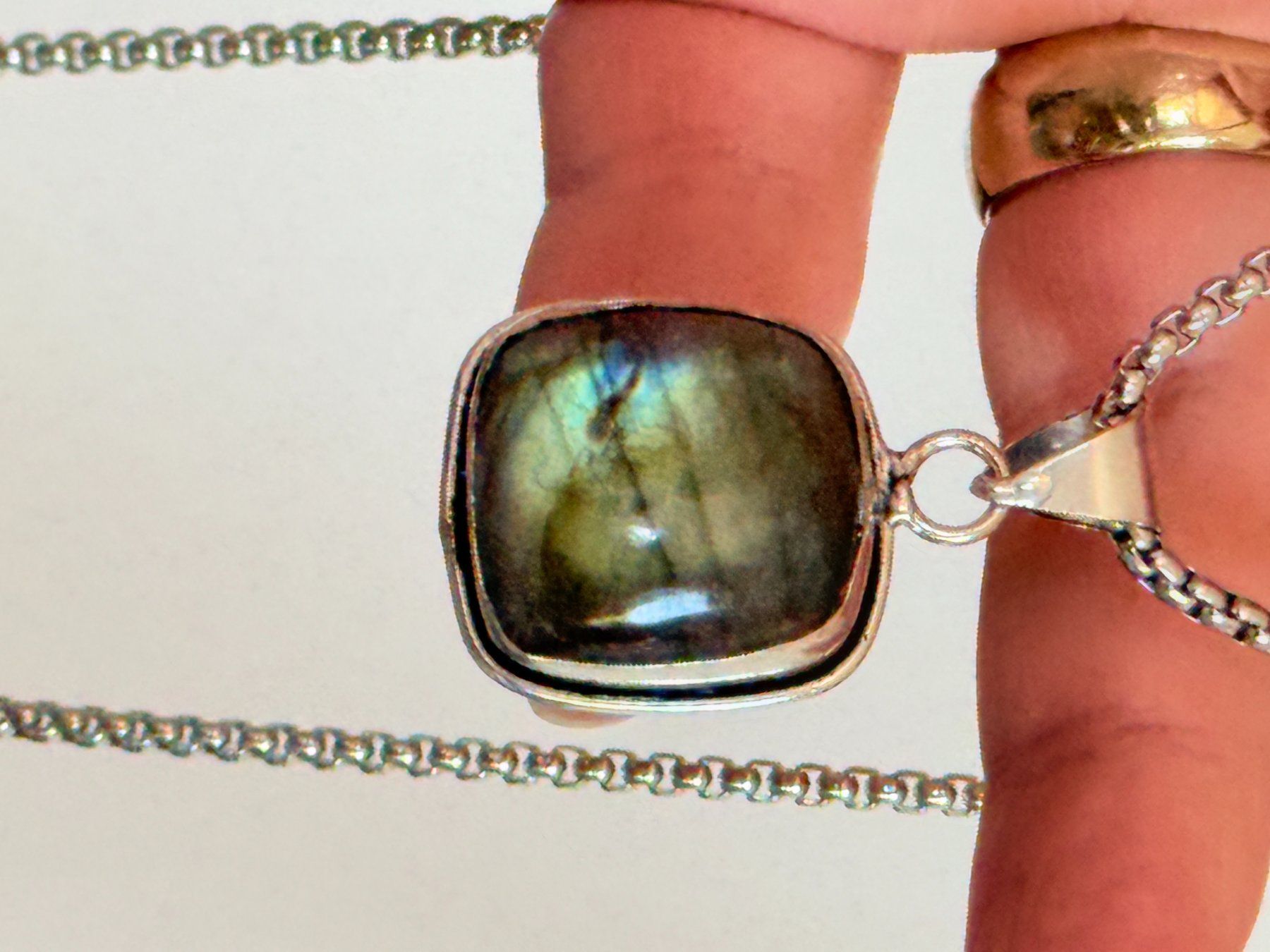 Catenine: Pendentif Labradorite authentique, bijou unique, cadeau – Nuovo e nell'imballaggio originale da Genève venduto da AWWA 2