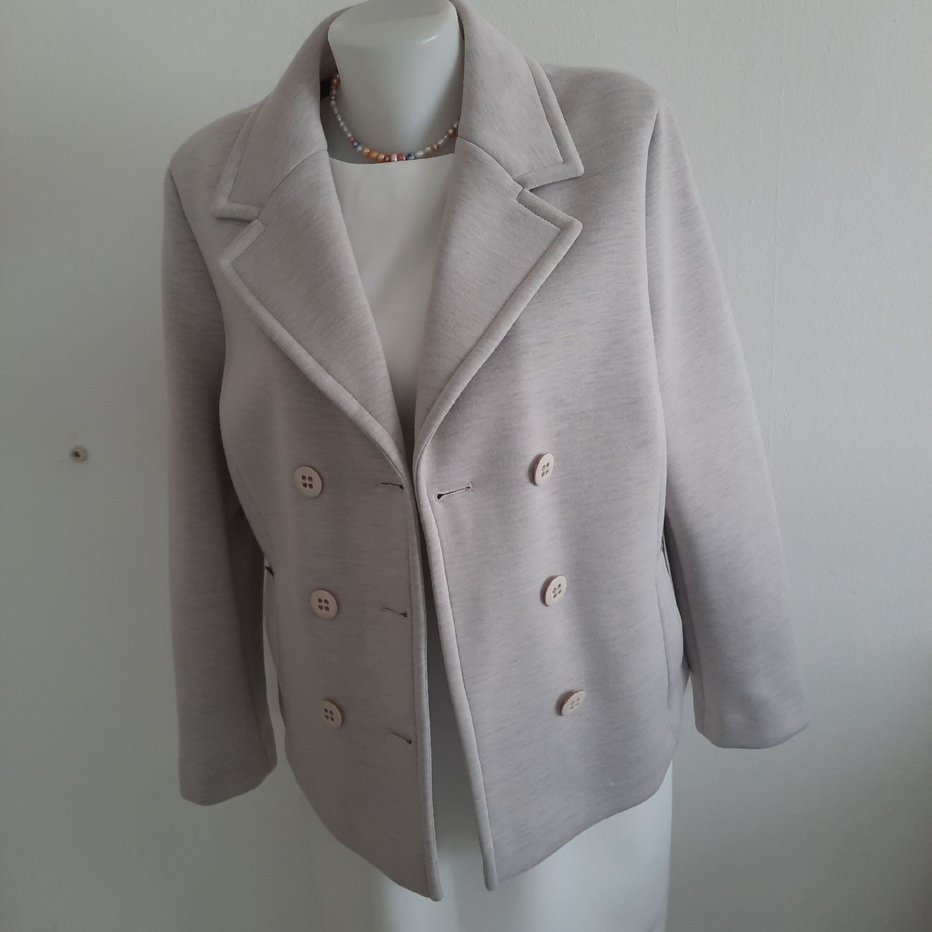 Madeleine Giacche: MADELEINE, BLAZER, GR.42 – Usato da Hinwil venduto da Wuschi40 9