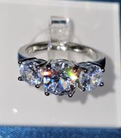 Stilvoller Ring mit Zirkonia, 925 versilbert, Gr. 7
