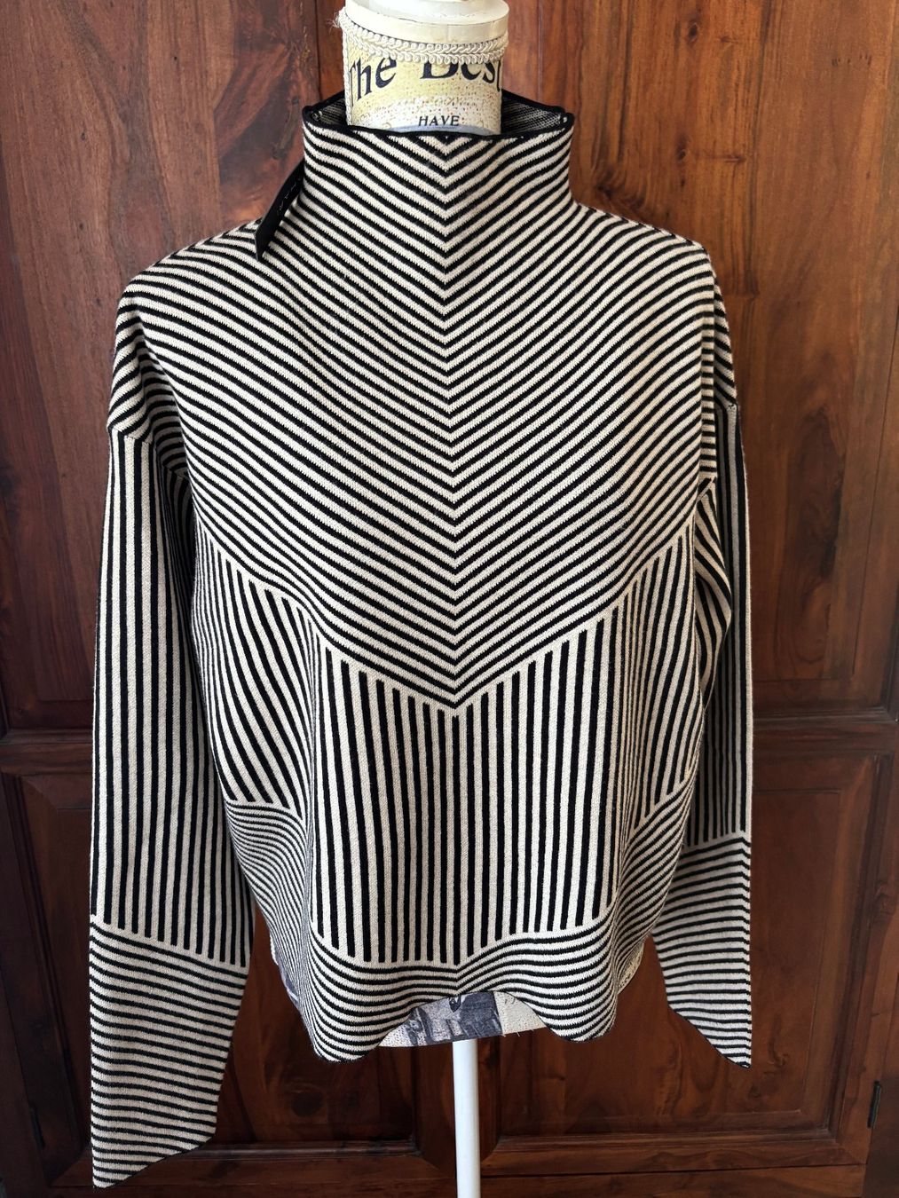 Pulls & Sweat-shirts: TAHARI Pullover neu – Neuf (Voir description) à Merishausen par yourdream 1