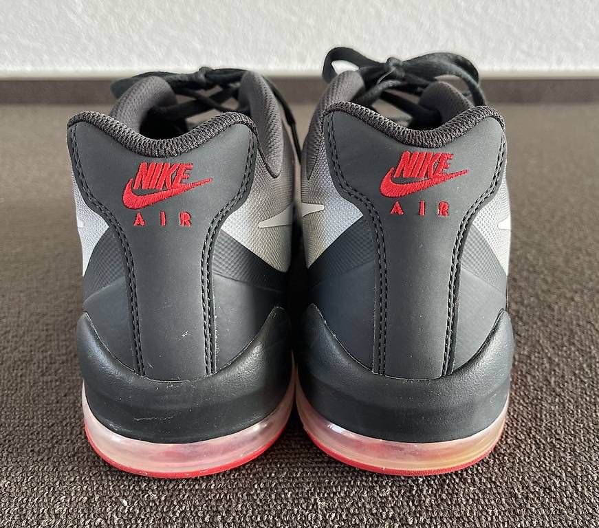 Herrenschuhe: Nike Air Max Invigor Trainers – Gebraucht aus Oberhofen TG von Home2009 1