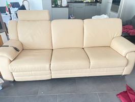 Schönes Ledersofa 3-plätzig,Beige,Braun mit Relaxfunktion