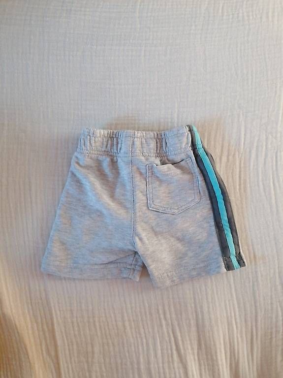 Pantaloni: Kurze Hosen Grösse 74 – Usato da Leimiswil venduto da daniel_27 2