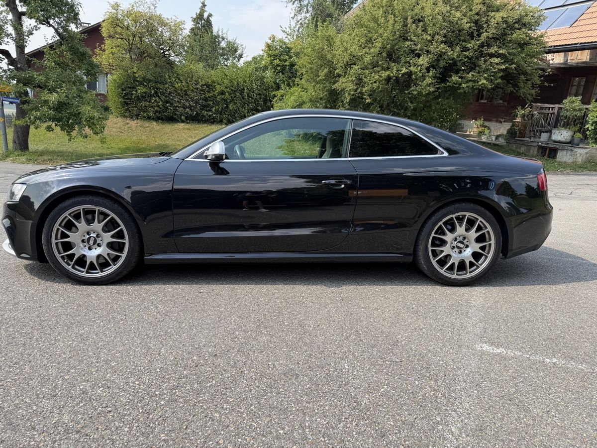 Audi Autos: Audi RS5 V8 Quattro – D'occasion à Grosshöchstetten par nicolafiore 2