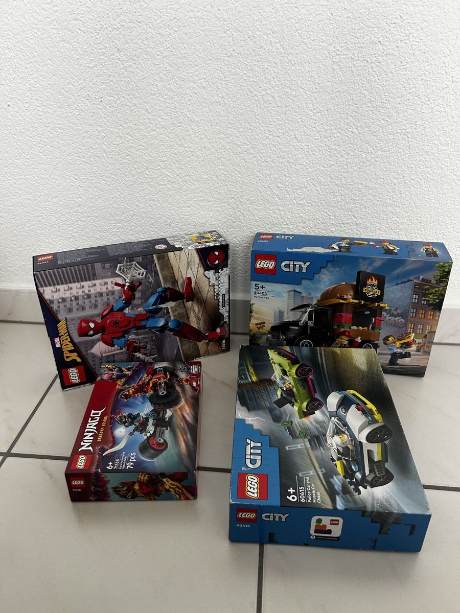 Lego Spielzeuge: LEGO Spiderman, Ninjago, City - 4 Sets - – Neu und originalverpackt aus Frick von Purple-Rain 2