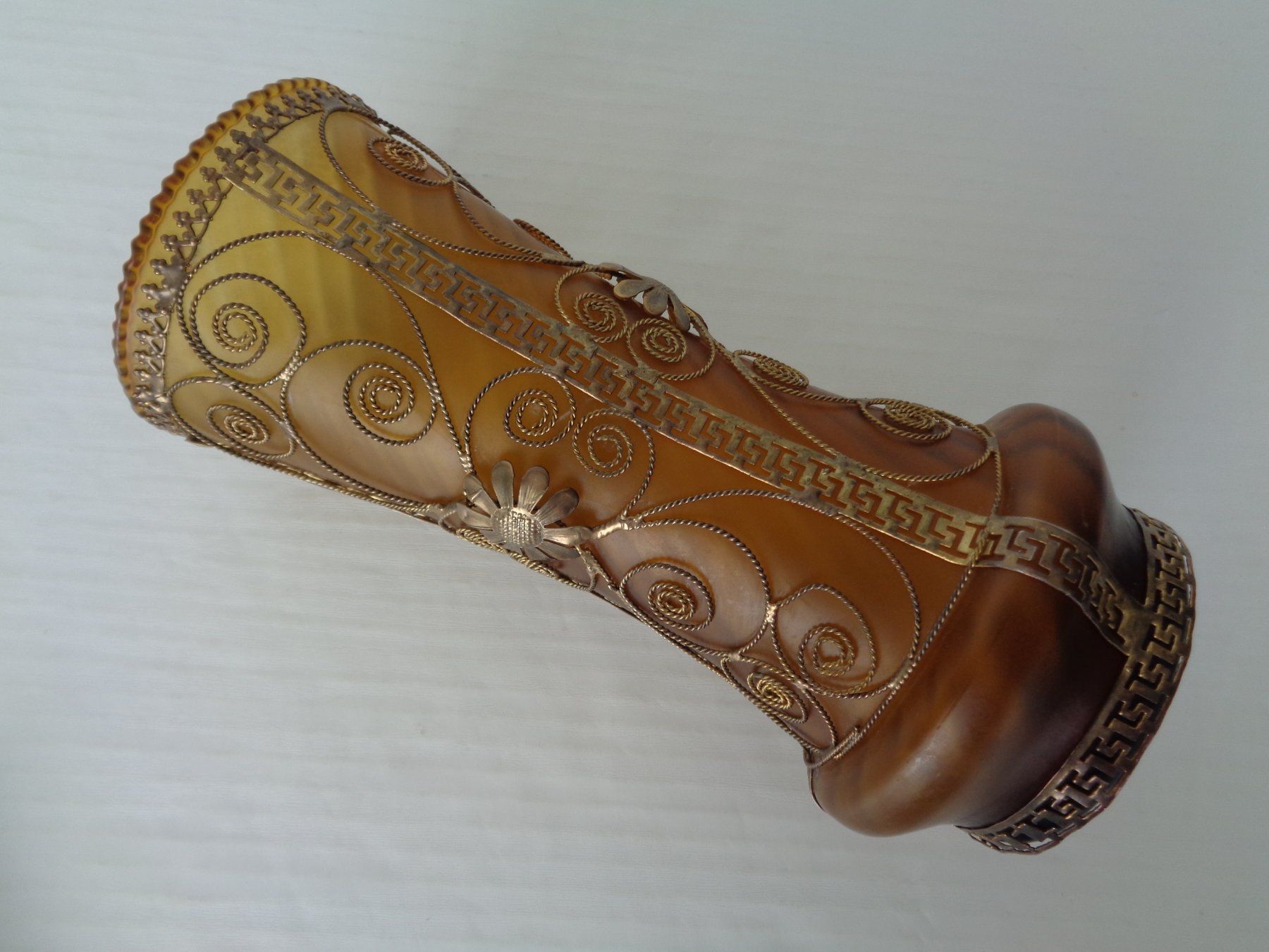 Vase & Récipients: Seltene alte Glasvase mit Metallrelief eingefasst – D'occasion à Chur par omonia 9