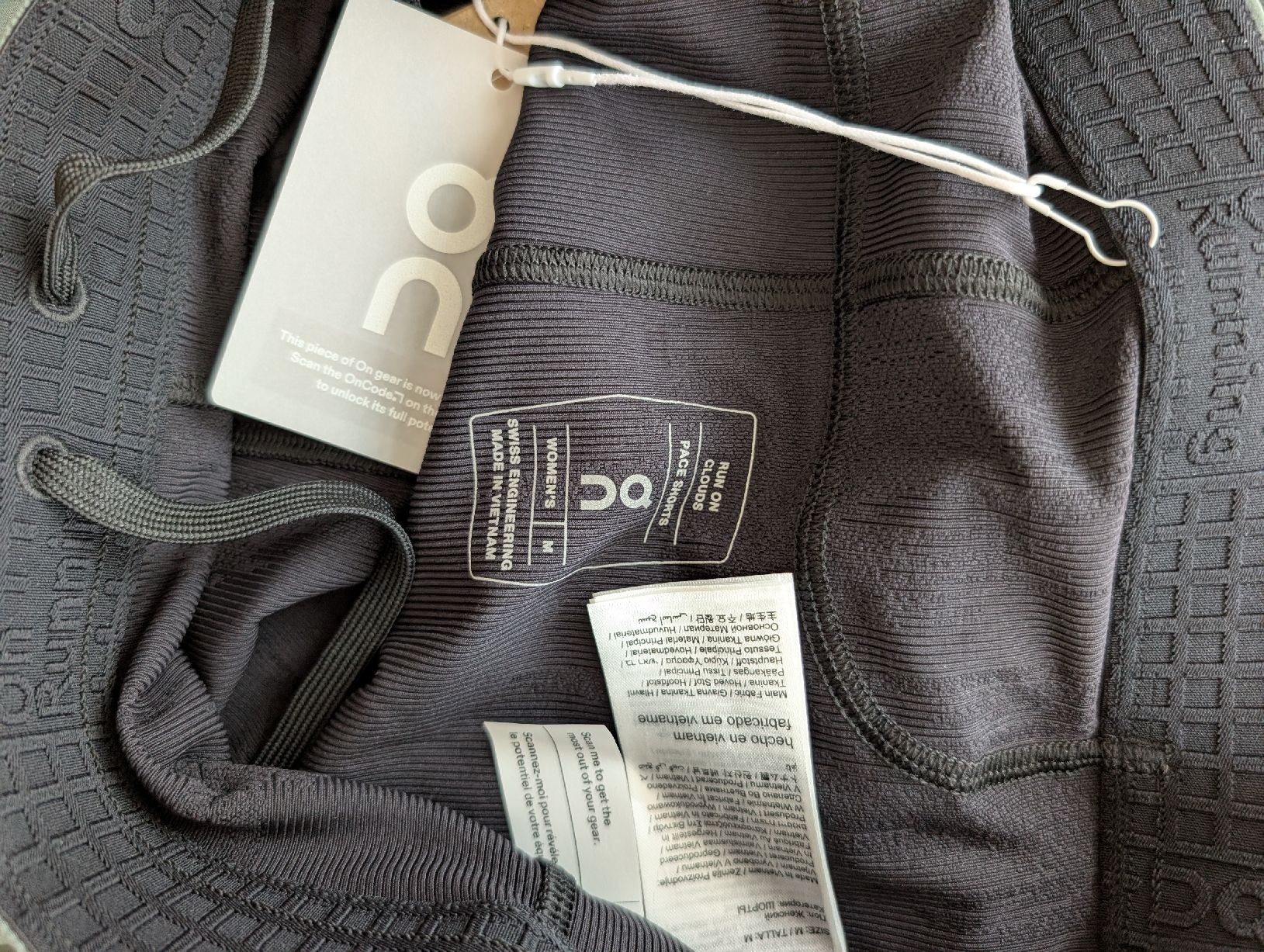 Hosen: On | Pace Shorts W Gr.M NEU – Neu und originalverpackt aus Zürich von mai_vc7s 2