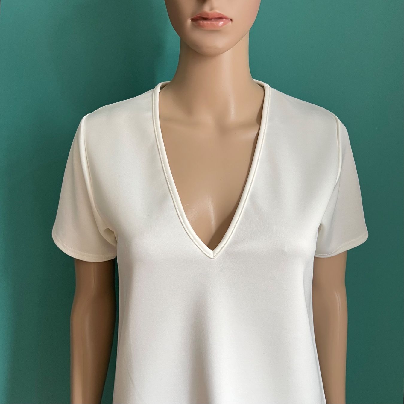 Kleider: MISSGUIDED Kleid 🤍 – Gebraucht aus Zürich von ClosetQueen 1