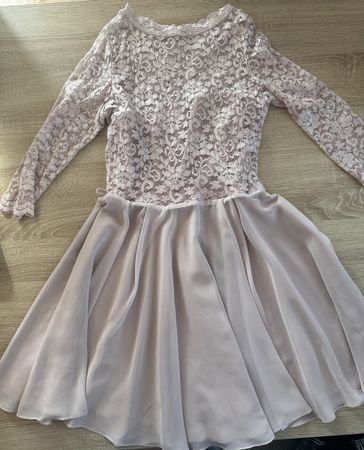 Langärmliges Spitzenkleid in altrosa GR 40
