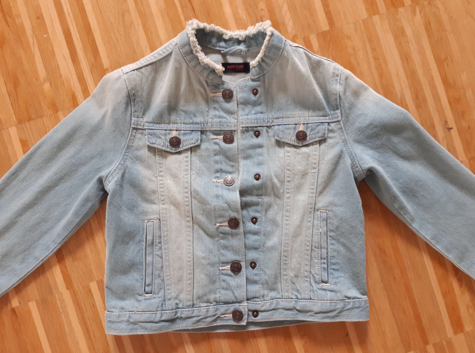 Tchibo Jacken: Kinder Jeans Jacke 122 / 128 von TCHIBO – Gebraucht aus Zürich von tobiasscheid