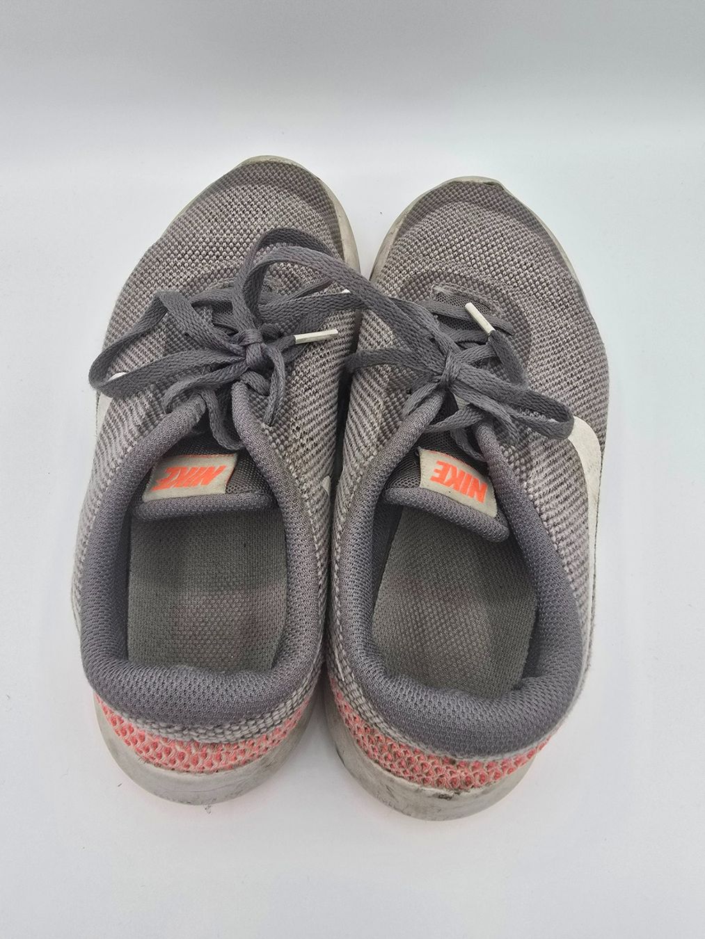 Nike Scarpe da uomo: Nike, Gr. 37,5 , Grau/Orange – Usato da Schlatt TG venduto da Andis3 1