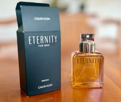 Parfum 100mL Calvin Klein Eternity à vendre – comme neuf