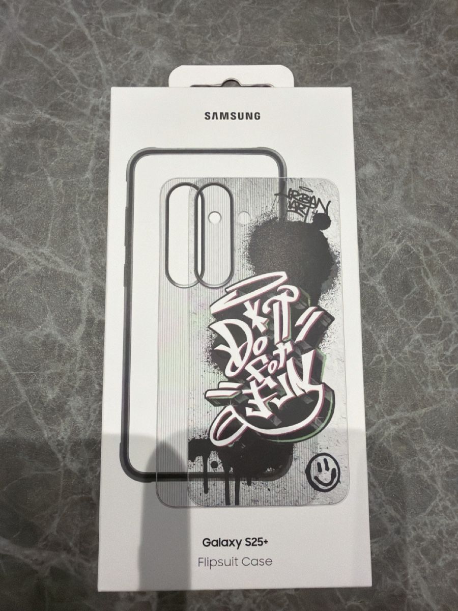 Samsung Covers & Schutzfolien: Coque Samsung Galaxy S25+ Flipsuit Case - Neuve – Neu und originalverpackt aus La Neuveville von mypinguin