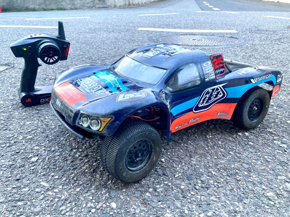 BUGGY LOSI SCTE 2.0 BRUSHLESS 2.4gHz 1/10e RTR 80km/h ! (Gebraucht) in ...
