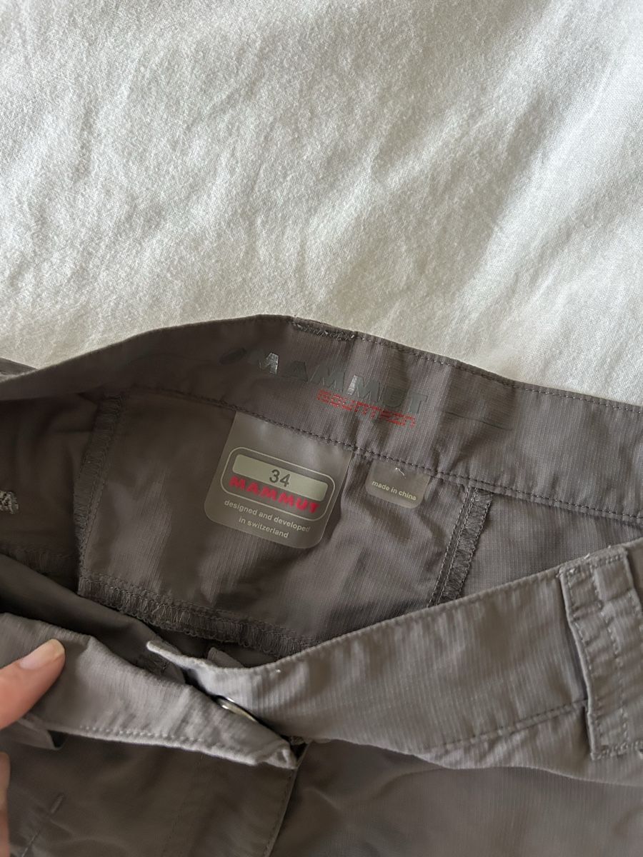 Mammut Pantaloni: Mammut Wandershorts / Wanderhose Gr. 34  – Usato da Gondiswil venduto da shaenu 3