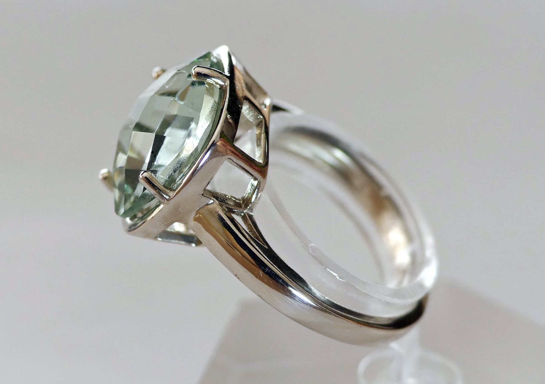 Anelli: Silberring 925 mit Grünem Amethyst – Nuovo e nell'imballaggio originale da Matten b. Interlaken venduto da kero71 2