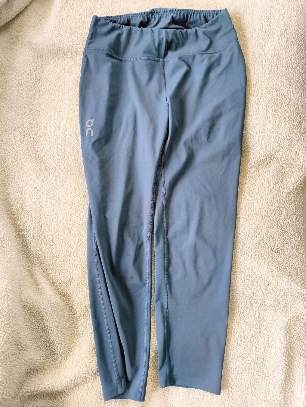 Leggings: On Running Pants mit Taschen M – Gebraucht aus Stein am Rhein von DaOhana