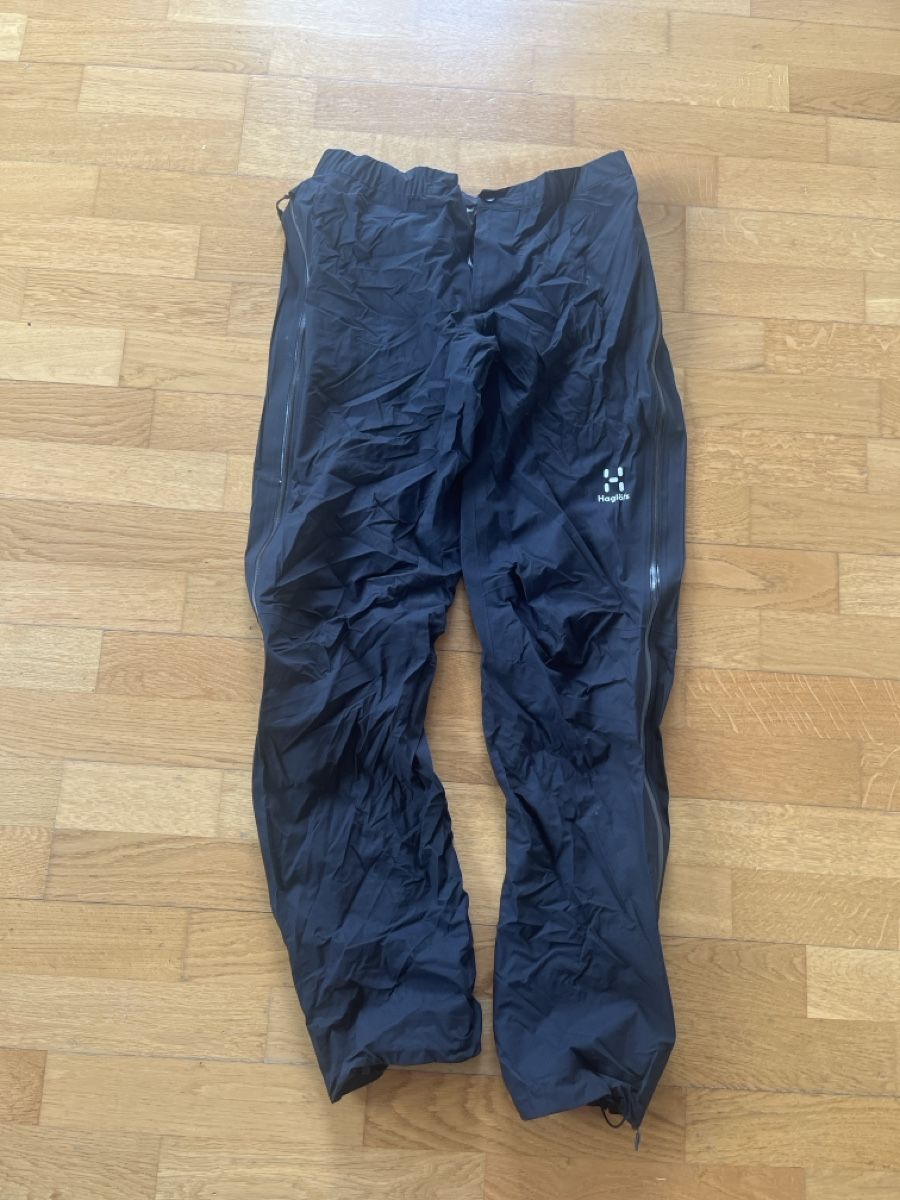 Pantaloni: Haglöfs Regenhose M – Usato da Zürich venduto da Lucca20