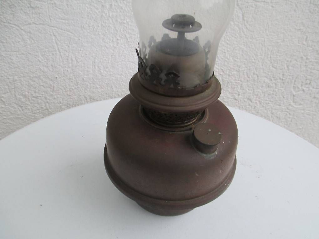 Lampade: Peroleum Lampe – Usato da Riehen venduto da dipus 2