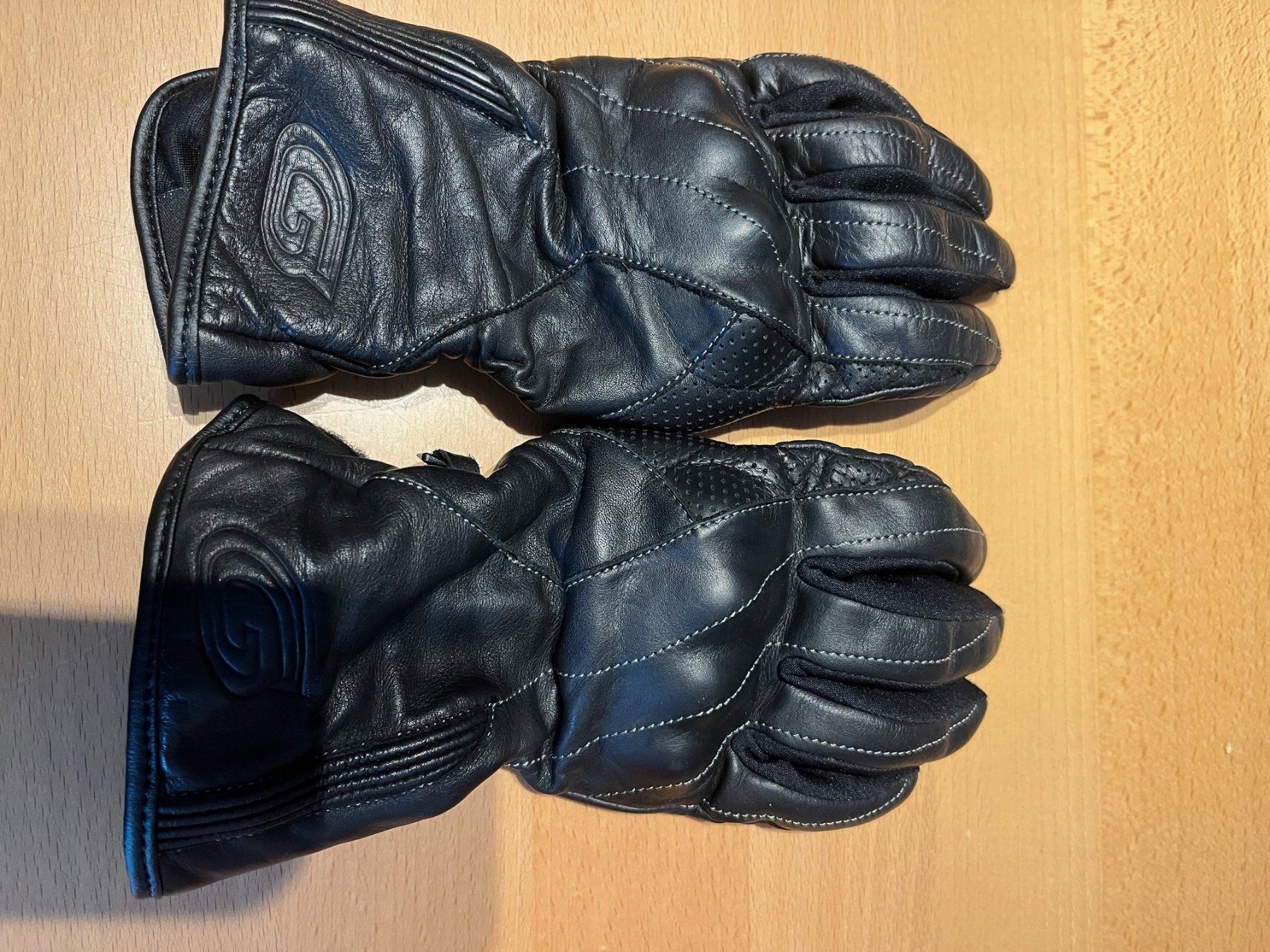 Guanti & manicotti: Damen Motorrad Handschuhe – Usato da Buchs ZH venduto da salsasweetie