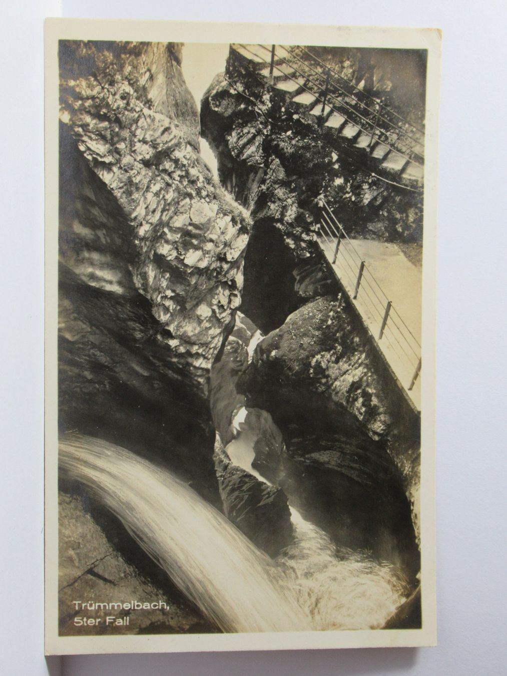 Cartes postales: Trümmelbach , 5 ter Fall – D'occasion à Grenchen par Bluemchen1900