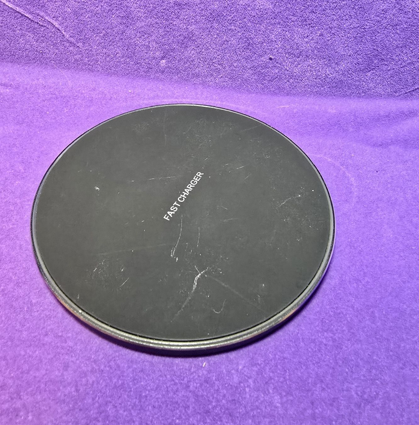 Caricabatterie: Wireless Charger – Kabelloses Ladepad USB-C – Usato da Wangs venduto da Restposten.Garage 4