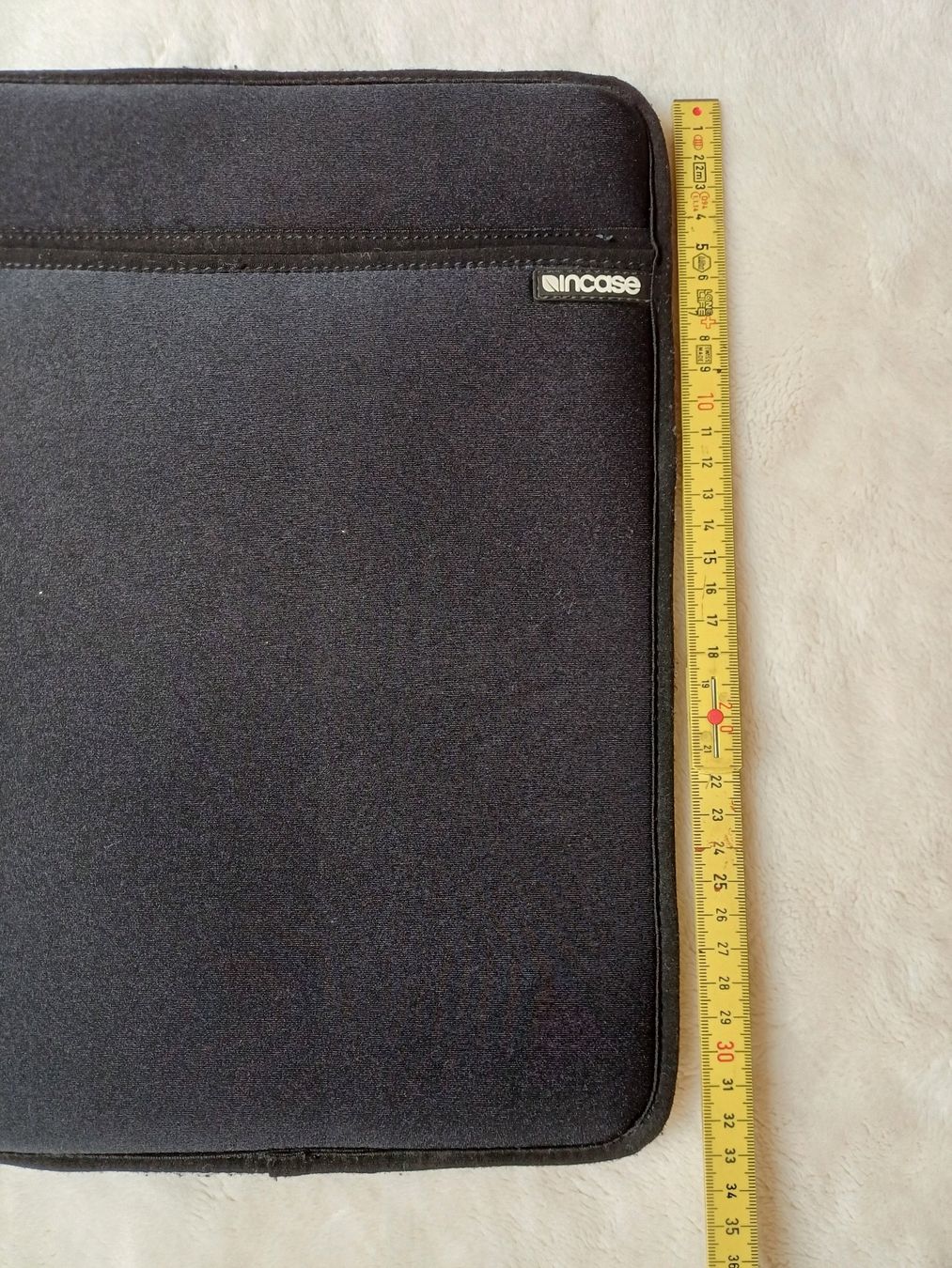 Incase Covers & Taschen: gepolsterte Laptoptasche - Marke: Incase – Gebraucht aus Würenlos von Abracadabra26 1