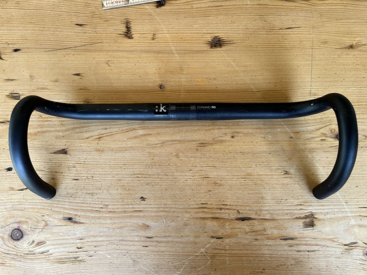 Fizik Pezzi di ricambio: Cintre route Fizik cyrano R3 46cm – Usato da Cugy VD venduto da juanpoulix