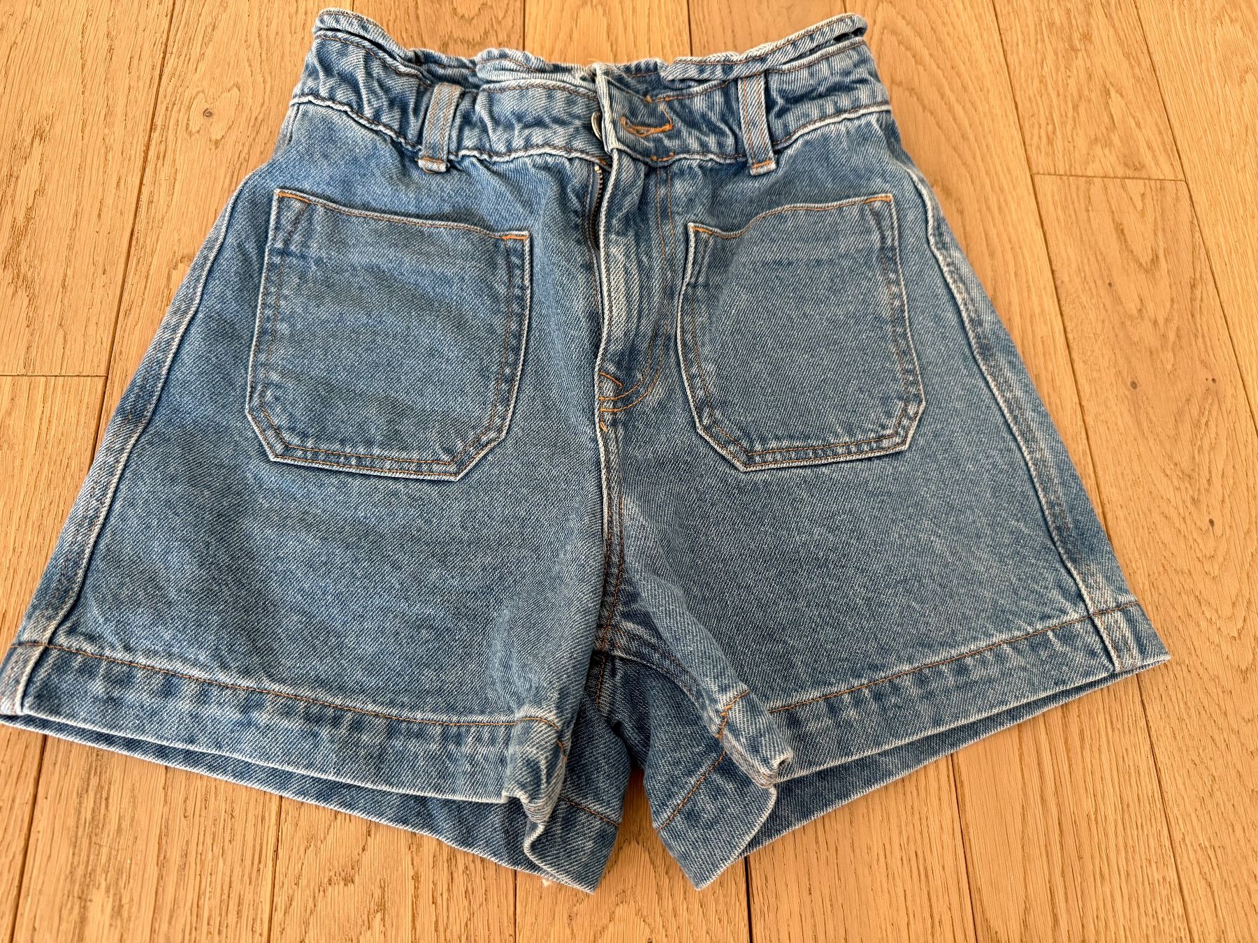 Zara Hosen: Shorts Gr. 34 Zara – Neu (gemäss Beschreibung) aus Wiesendangen von gefion99