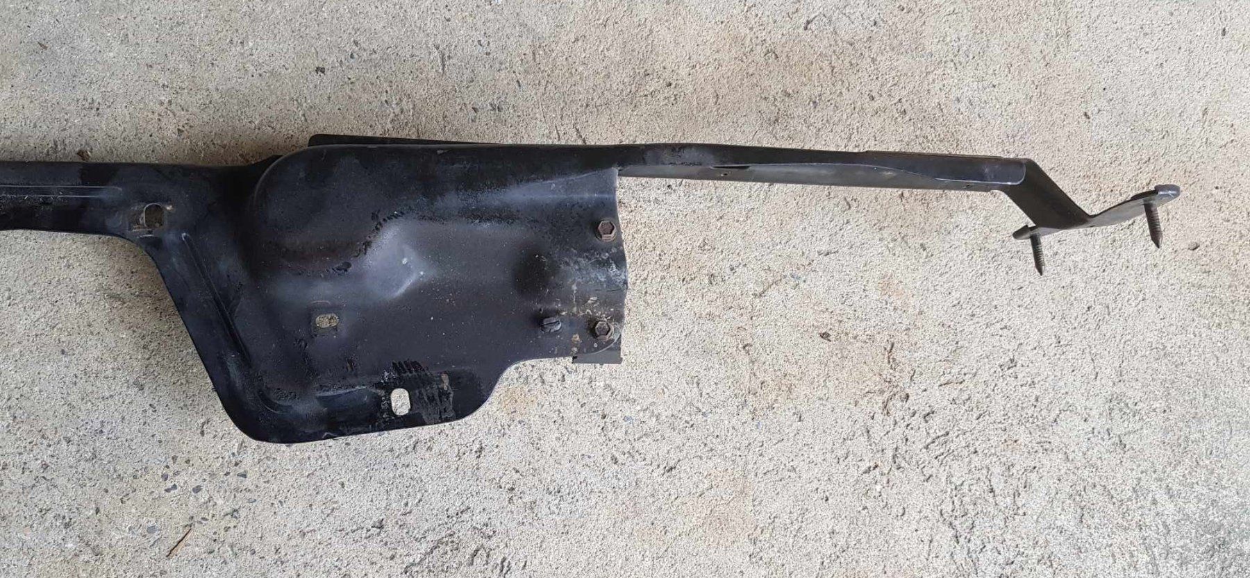 Pontiac Tutti pezzi di ricambio auto: Strebe Frontträger Camaro Firebird TA – Usato da Niedergösgen venduto da usc_9sk7 2