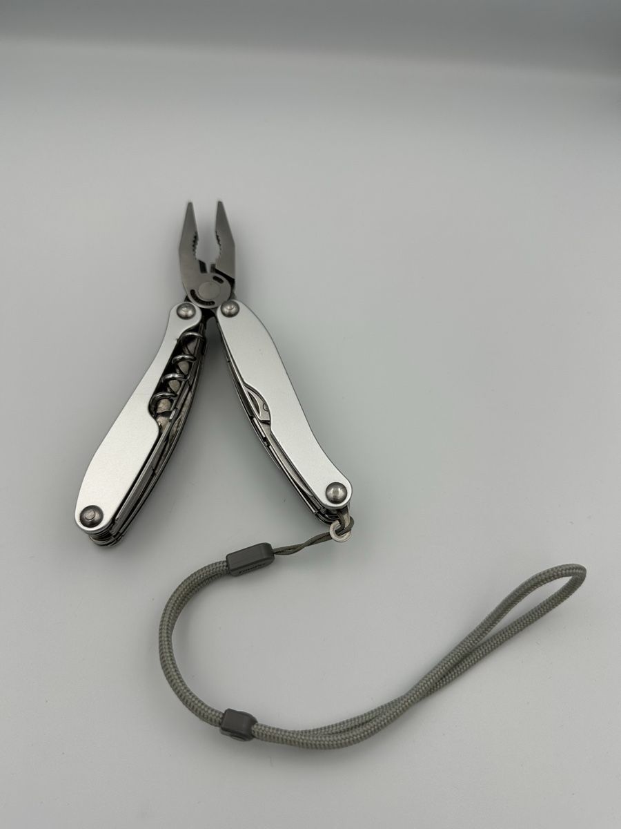 Coltelli tascabile: Neuwertiges Multitool mit Zange - Outdoor/Camping – Usato da Schwende venduto da weesli 4