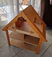 Grosses hochwertiges Puppenhaus aus Holz mit viel Zubehör