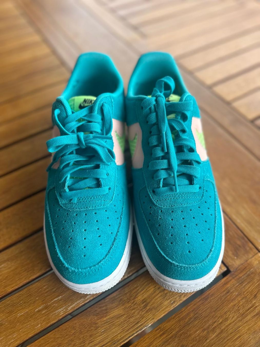 Scarpe da uomo: Baskets Nike Air Force 1 turquoise taille 40.5 – Usato da Praz (Vully) venduto da Redfield45 1