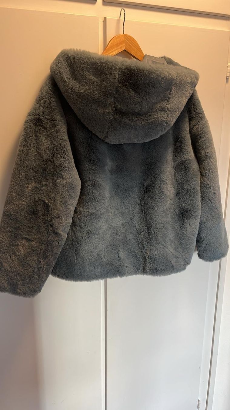 Giacche: Plüschjacke mit Kapuze - hellblau, Gr. 36 – Usato da Schaffhausen venduto da LRua 1