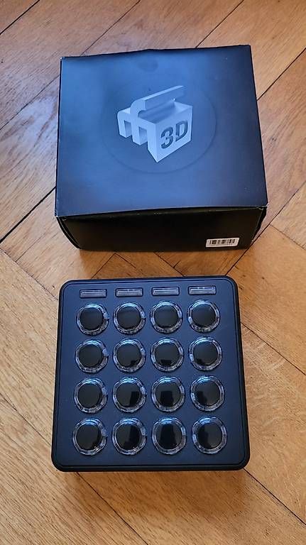 Strumenti musicali: DJ TechTools Midi Fighter 3D - contrôleur MIDI 16 boutons – Usato da La Conversion venduto da phil71x 1