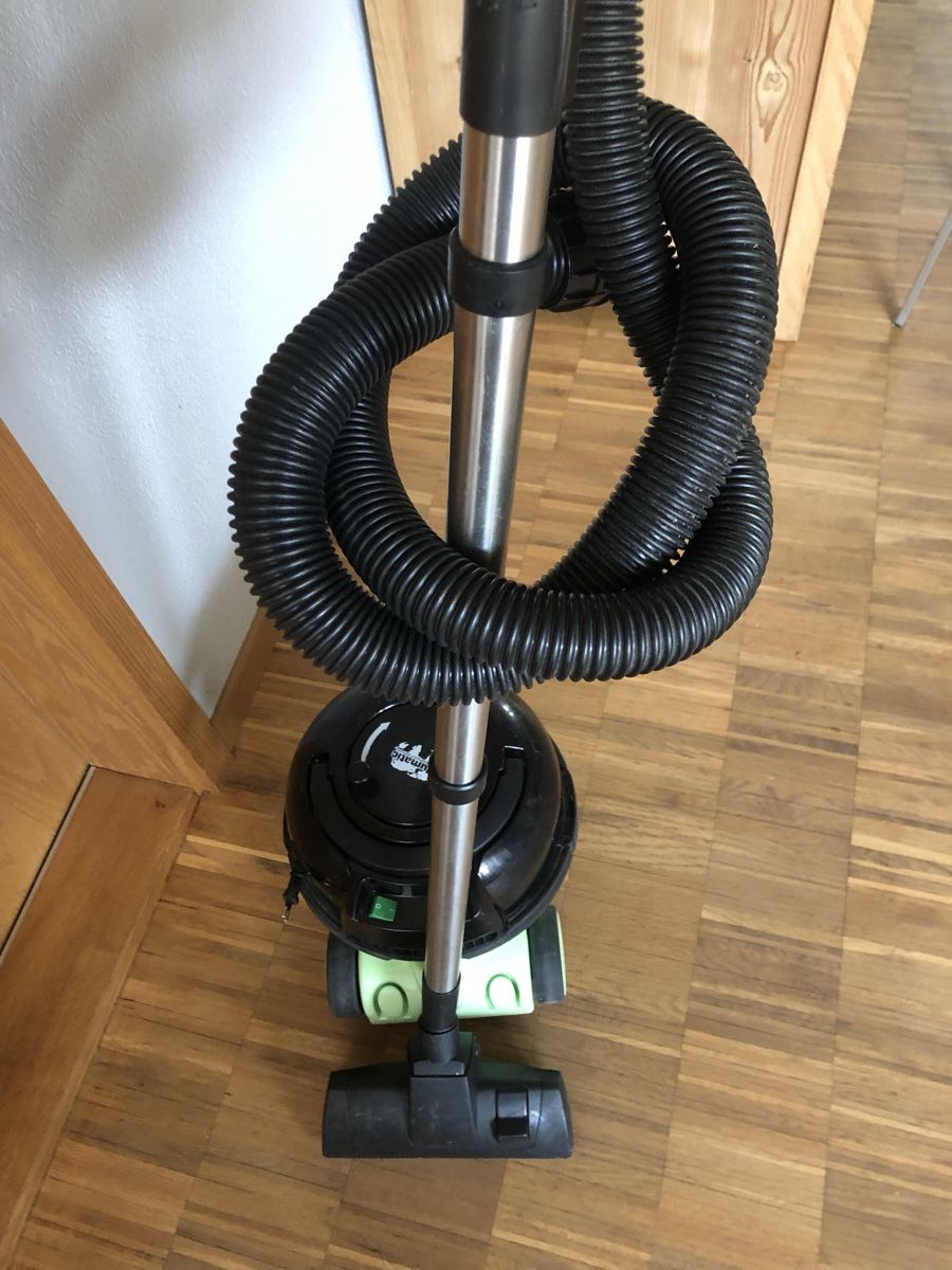 Henry Aspirapolveri & Accessori: Numatic Henry Eco HVR160 Staubsauger – Usato da Selzach venduto da Shreddies 2