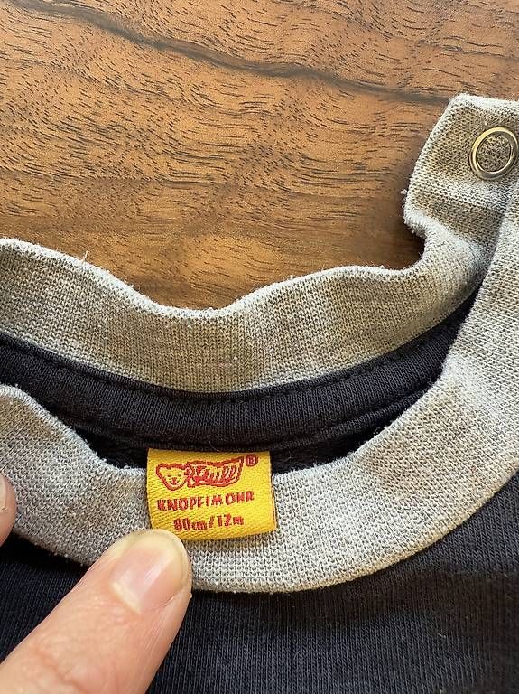 Steiff Maglioni & Felpe: Pullover Bärchen von Steiff Gr.80 dunkelblau – Usato da Winterthur venduto da jgroeble 2