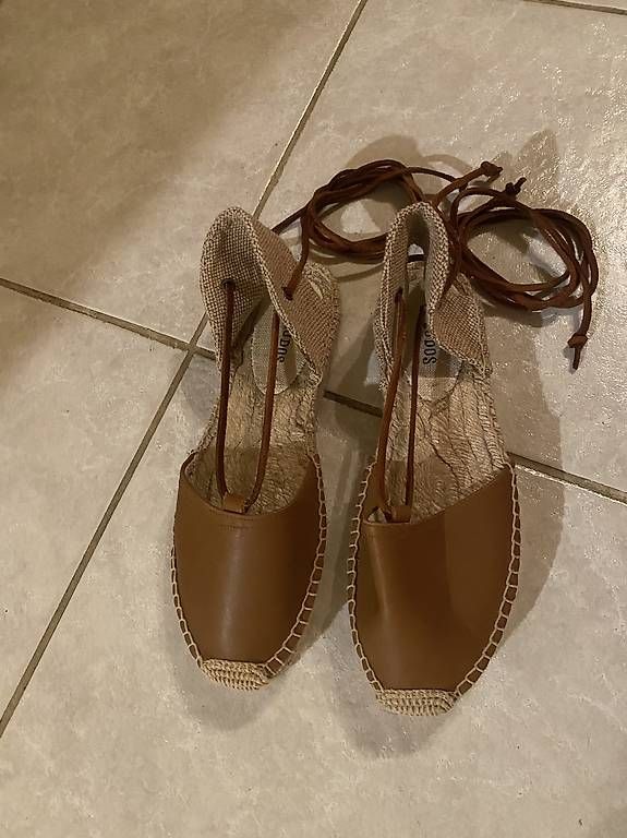 Scarpe da donna: Leder Espadrilles Soludos Gr. 37/38 – Nuovo (secondo la descrizione) da Frauenfeld venduto da m.pardo