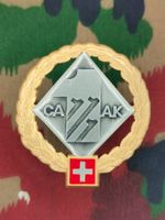 Béretemblem Feldarmeekorps 1 Goldkranz, Variante 1, neu