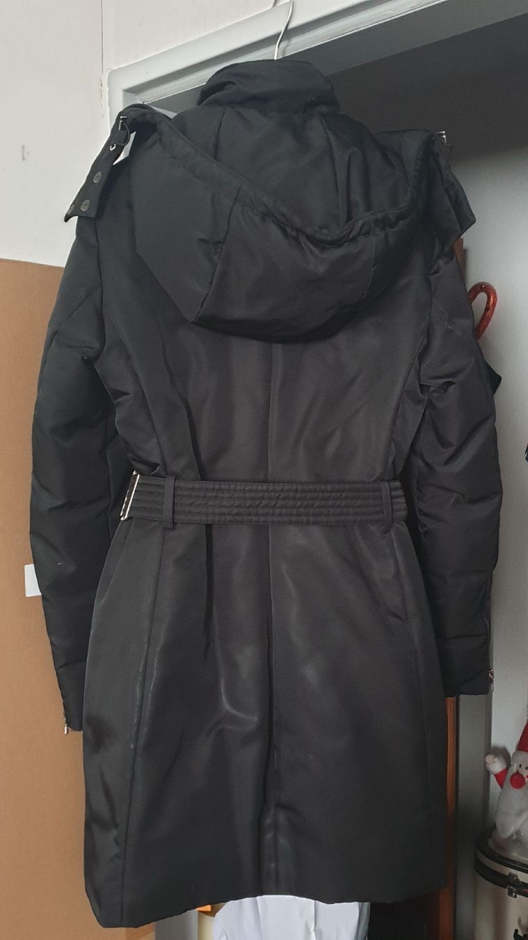 Strenesse Vestes: Strenesse, Daunenjacke Gr. 36 – Neuf (Voir description) à Frenkendorf par Moon111 1