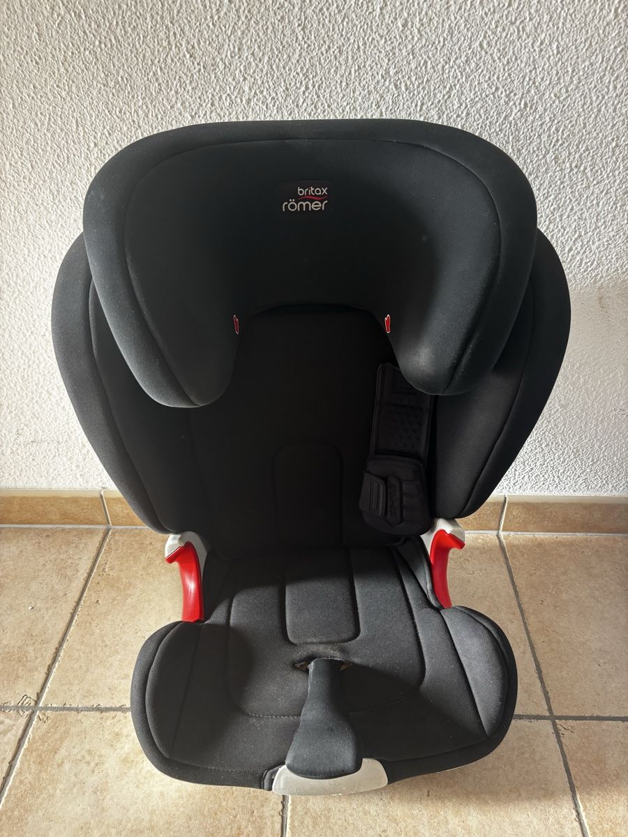 Britax Römer Auto-Kindersitze: britax römer Kidfix Pro – Gebraucht aus Zürich von Cindarel