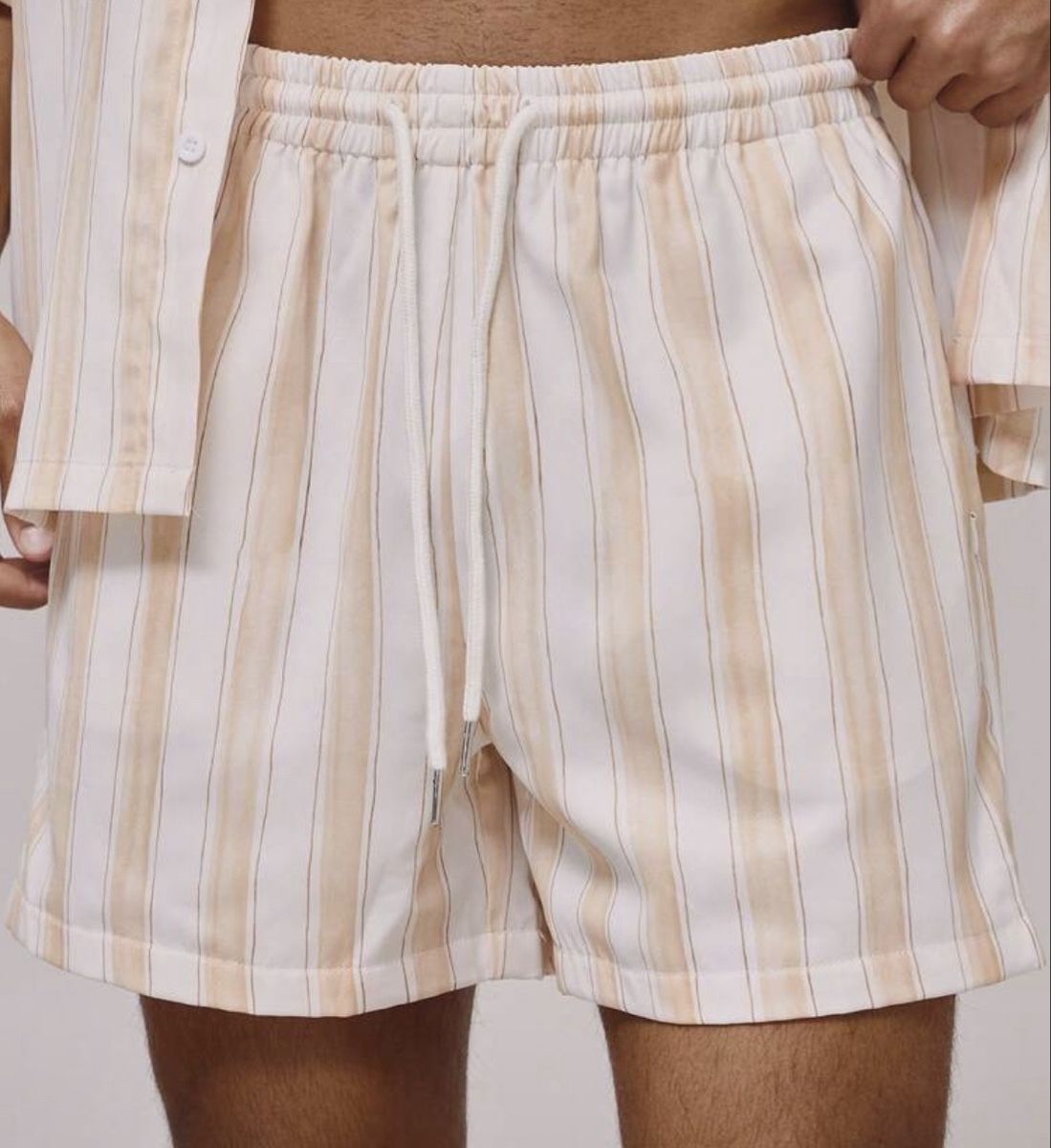 Pantaloni: Kurze Hosen gestreift Grösse M – Nuovo e nell'imballaggio originale da Kloten venduto da 20RM