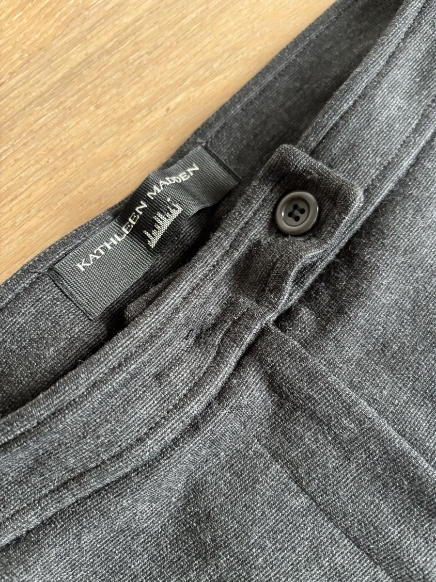 Pantaloni: Hose Kathleen Madden - Schurwolle - Gr. 36 – Usato da Thun venduto da Ajenjo 1
