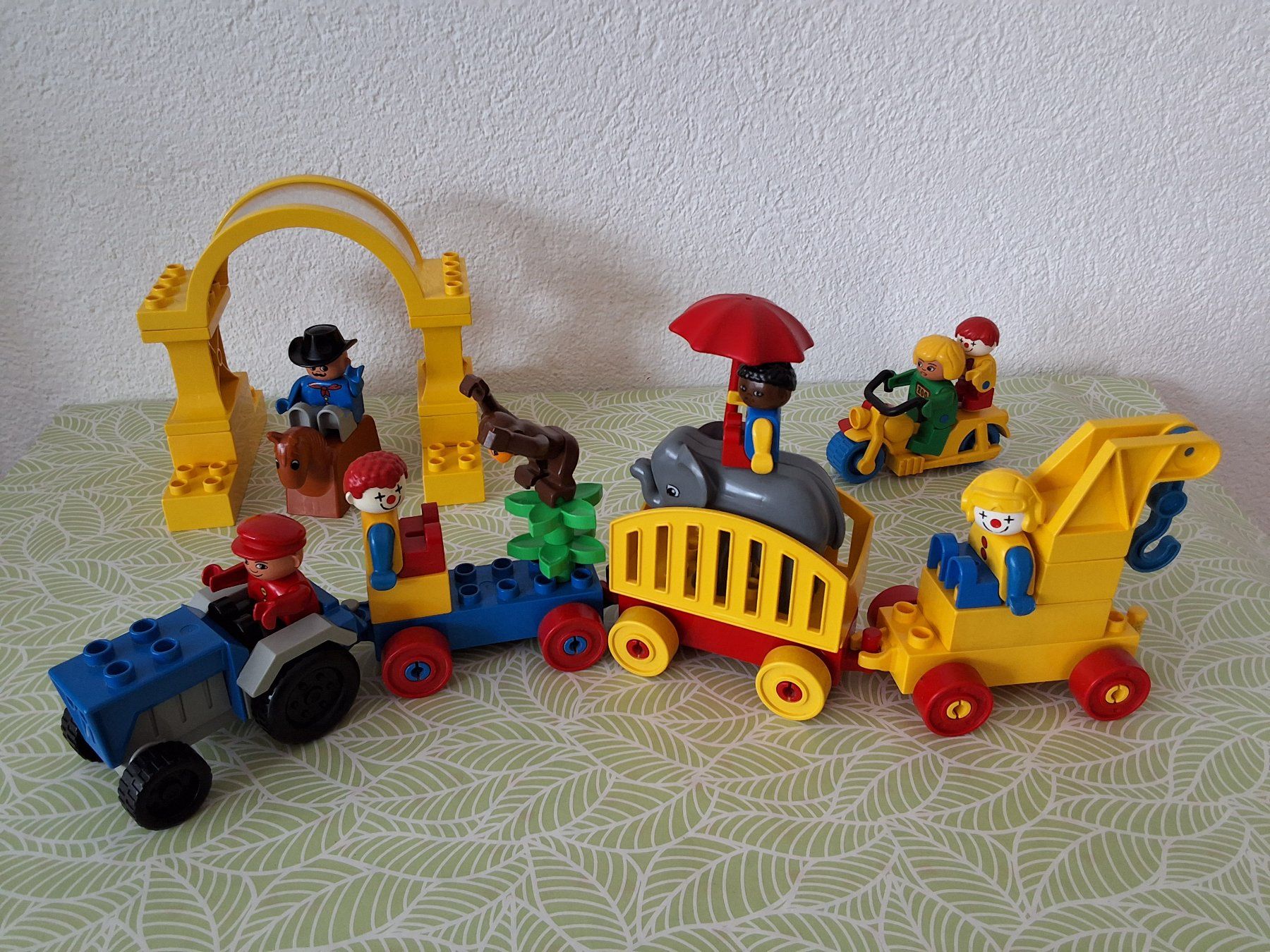 Lego Giocattoli: Lego Duplo Clown Parade mit Bogen – Usato da Liebefeld venduto da moony4blue
