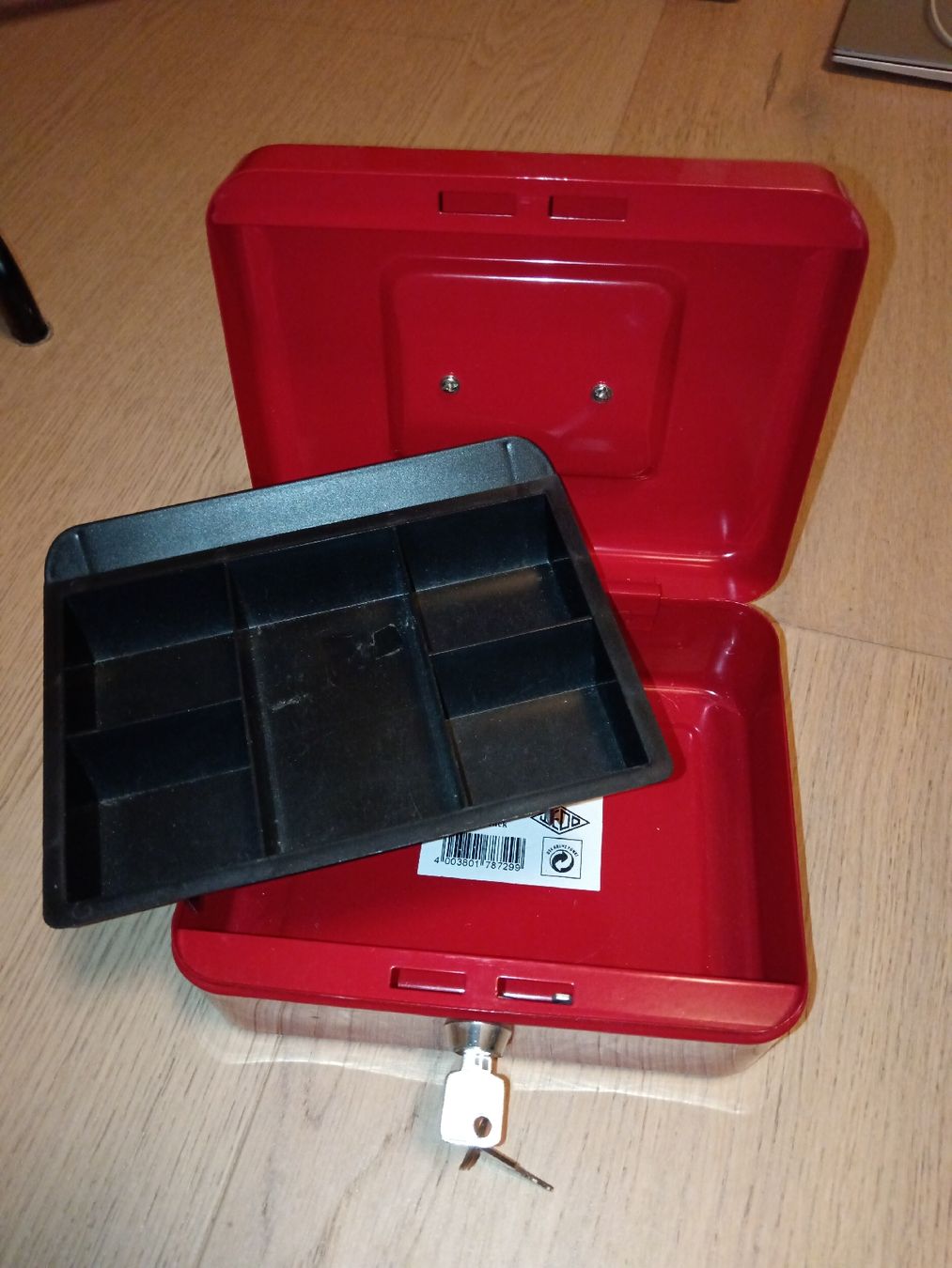 Registratore di cassa: Geldkassette rot mit 2 Schlüsseln – Usato da Wauwil venduto da kai_v59l